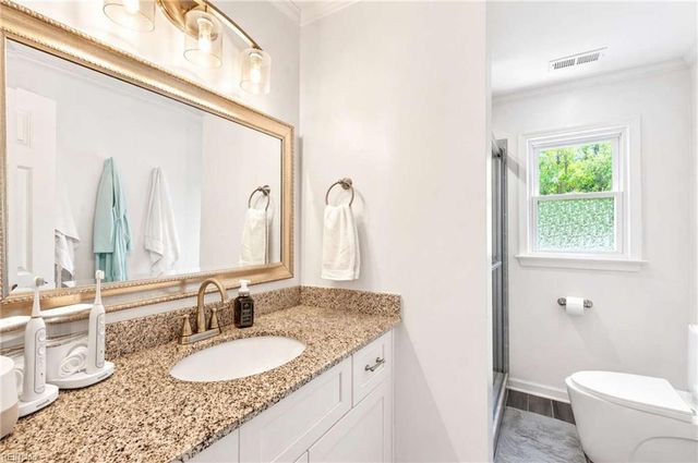 4232 Thalia Forest LN, Virginia Beach, VA 23452