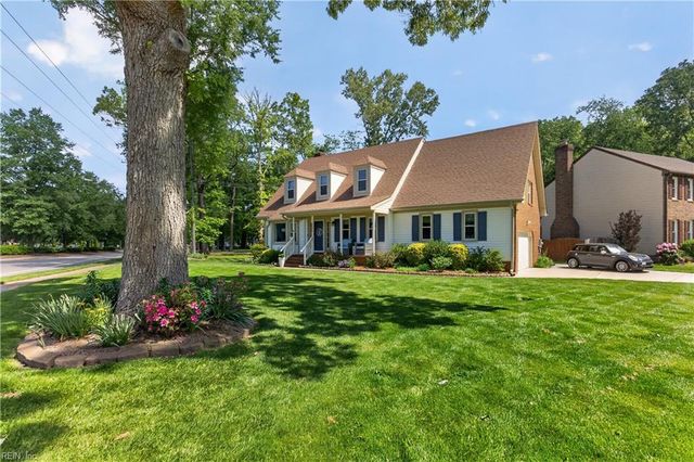 4232 Thalia Forest LN, Virginia Beach, VA 23452