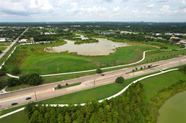 001 Willowgrove Drive, Houston, TX 77035