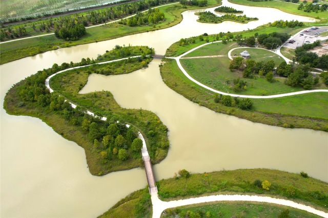 001 Willowgrove Drive, Houston, TX 77035