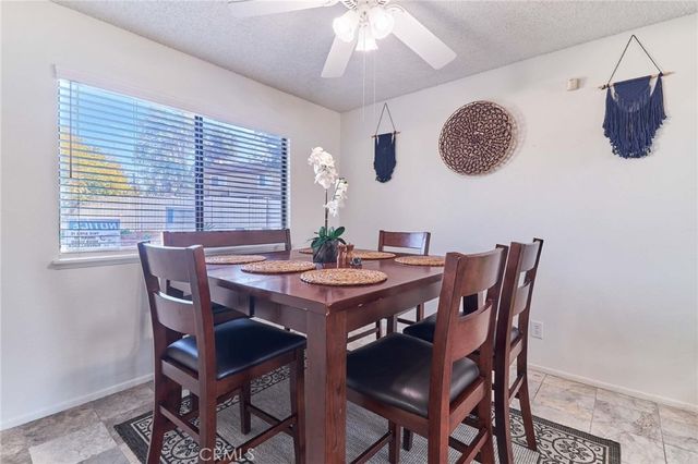 345 Eisenhower Court, Hemet, CA 92543