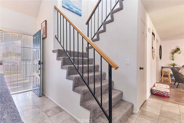 345 Eisenhower Court, Hemet, CA 92543