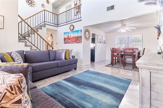 345 Eisenhower Court, Hemet, CA 92543