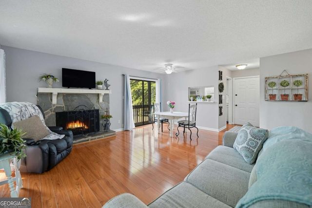 2402 Fairway Oaks, Waleska, GA 30183