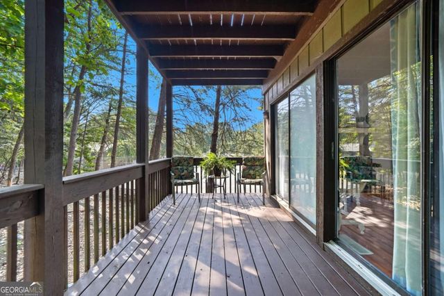 2402 Fairway Oaks, Waleska, GA 30183