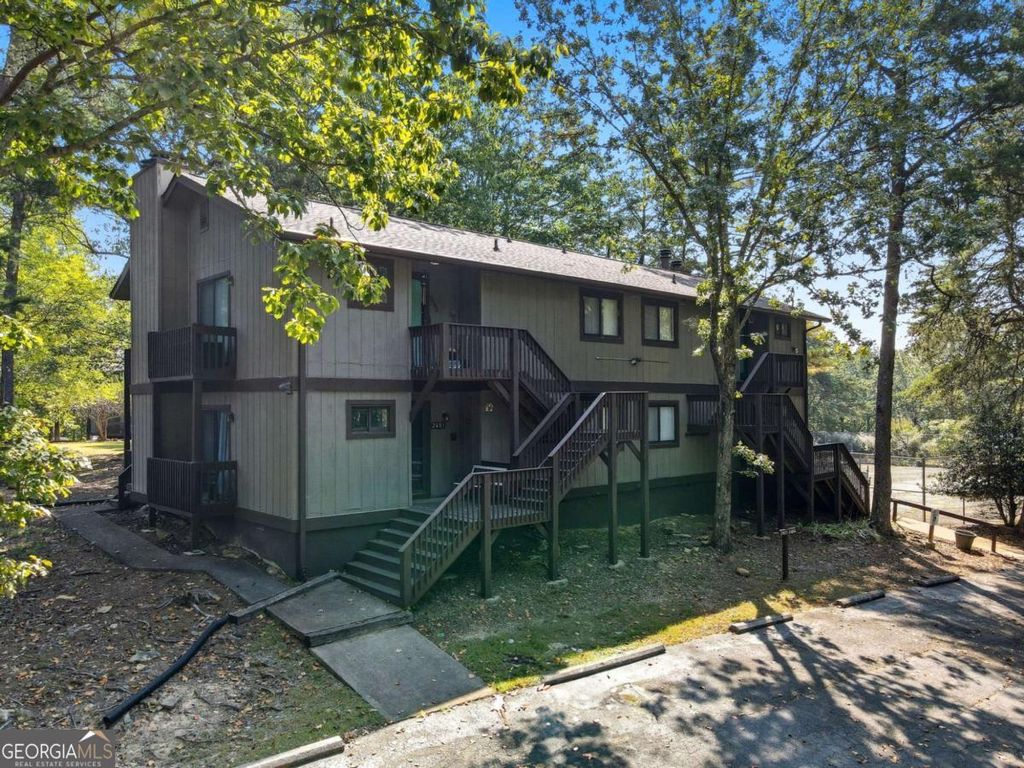 2402 Fairway Oaks, Waleska, GA 30183