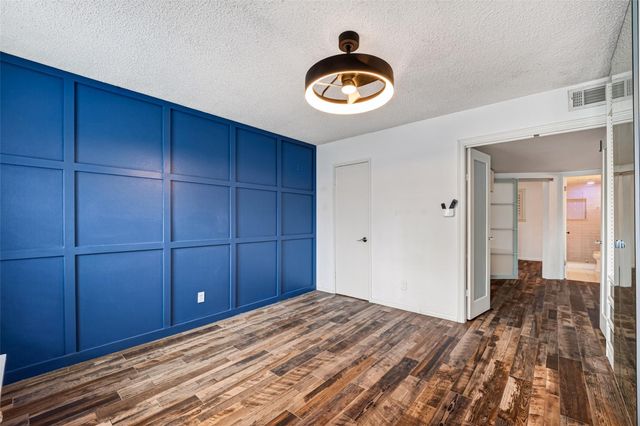 3131 Southwest Freeway A12, Houston, TX 77098