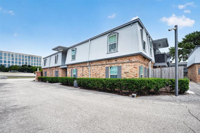 3131 Southwest Freeway A12, Houston, TX 77098