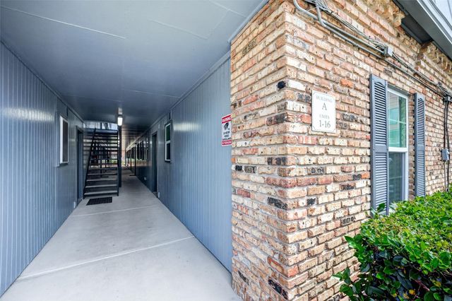 3131 Southwest Freeway A12, Houston, TX 77098