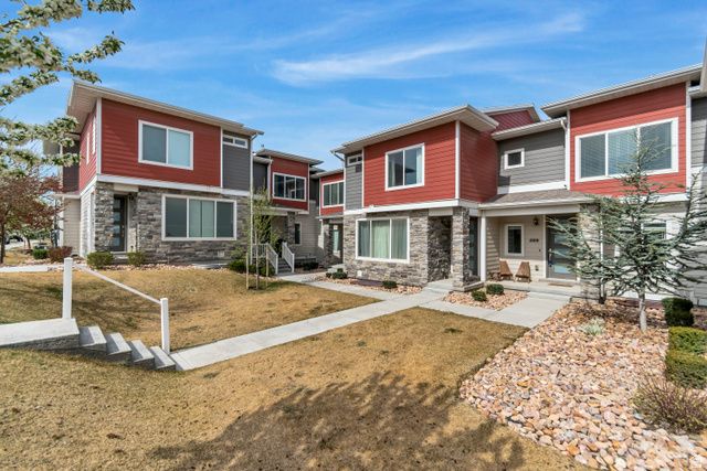 15485 S STEEL LAKES WAY, Bluffdale, UT 84065