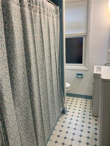 2237 Wightman, Squirrel Hill, PA 15217