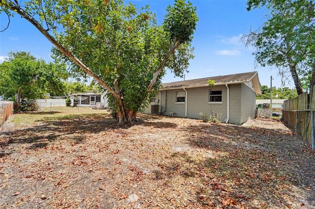 8308 OLEANDER LANE, Tampa, FL 33637