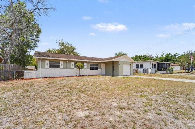 8308 OLEANDER LANE, Tampa, FL 33637