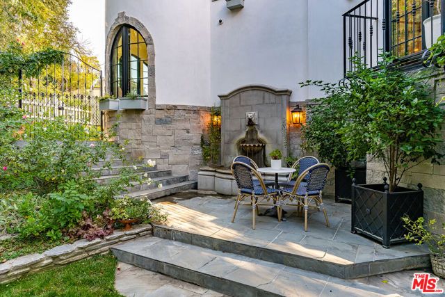 3764 Berry Drive, Studio City (los Angeles), CA 91604