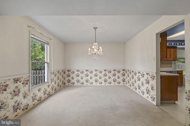 89 TWIN PONDS DR, Sewell, NJ 08080