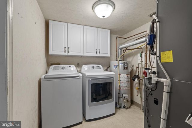 89 TWIN PONDS DR, Sewell, NJ 08080