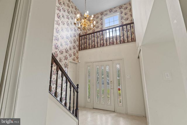 89 TWIN PONDS DR, Sewell, NJ 08080