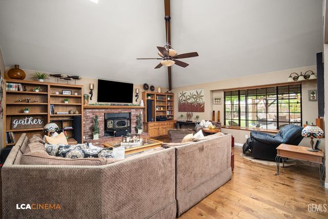 14306 Westdale Drive, Bakersfield, CA 93314