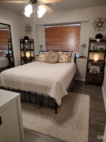 14306 Westdale Drive, Bakersfield, CA 93314