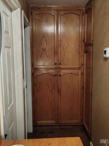 14306 Westdale Drive, Bakersfield, CA 93314