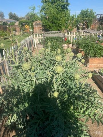 14306 Westdale Drive, Bakersfield, CA 93314