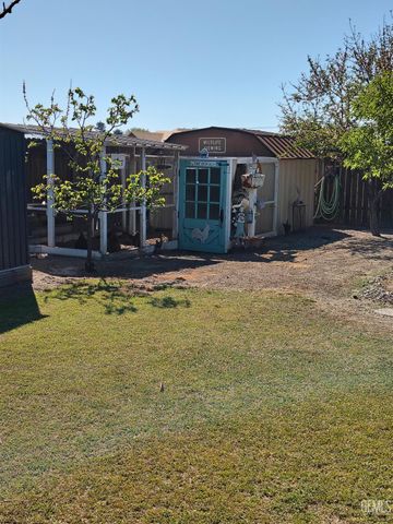 14306 Westdale Drive, Bakersfield, CA 93314