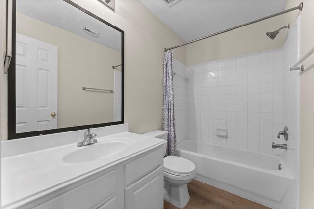 7 Verbena Bend Place, Spring, TX 77382