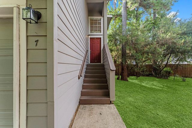 7 Verbena Bend Place, Spring, TX 77382