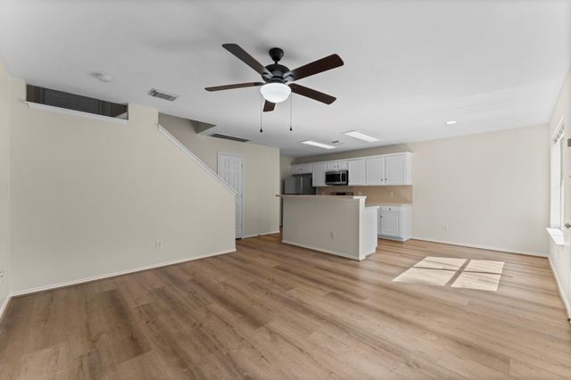 7 Verbena Bend Place, Spring, TX 77382