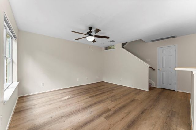 7 Verbena Bend Place, Spring, TX 77382