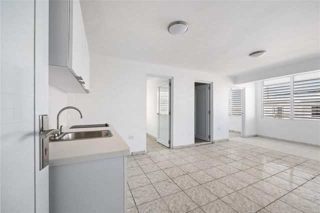 21 EDUARDO CONDE, San Juan, PR 00915