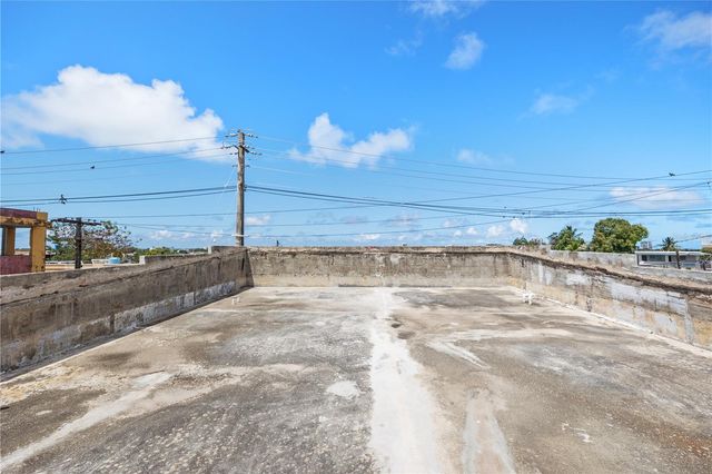 21 EDUARDO CONDE, San Juan, PR 00915