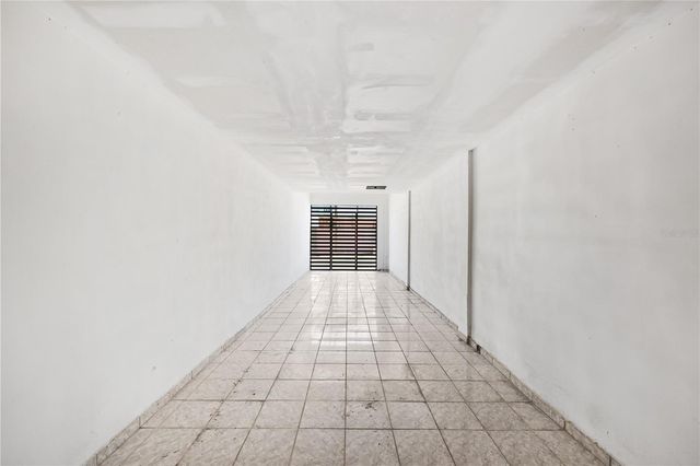 21 EDUARDO CONDE, San Juan, PR 00915