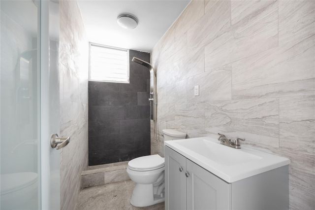 21 EDUARDO CONDE, San Juan, PR 00915