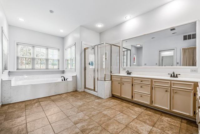 6 Masters Place Drive, Maumelle, AR 72113