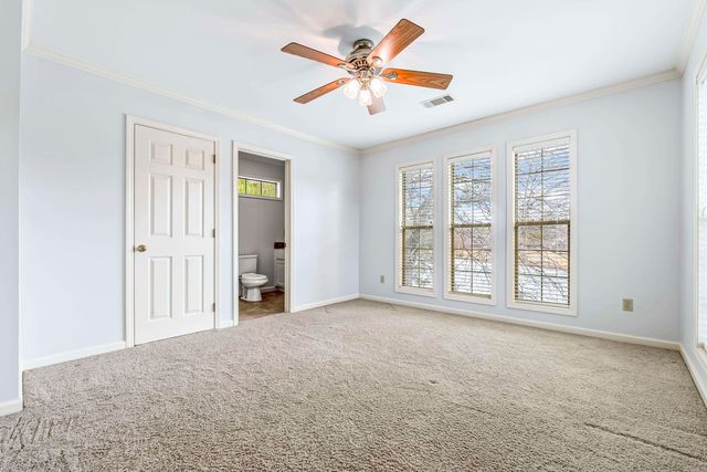 6 Masters Place Drive, Maumelle, AR 72113