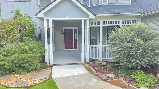 6 Masters Place Drive, Maumelle, AR 72113