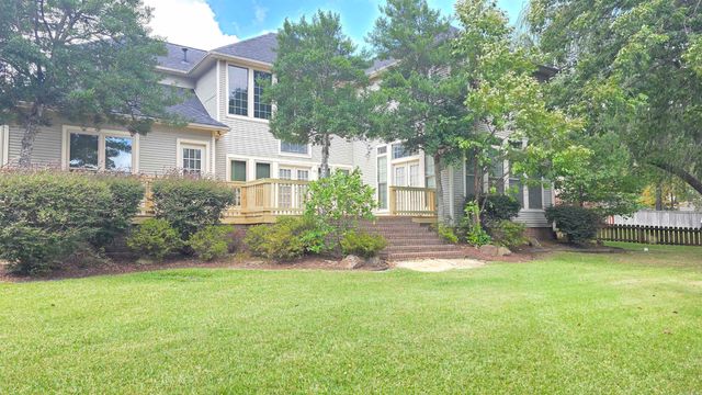 6 Masters Place Drive, Maumelle, AR 72113
