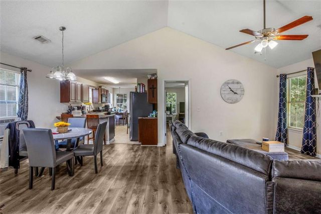 1286 Waterton Trail, Douglasville, GA 30134