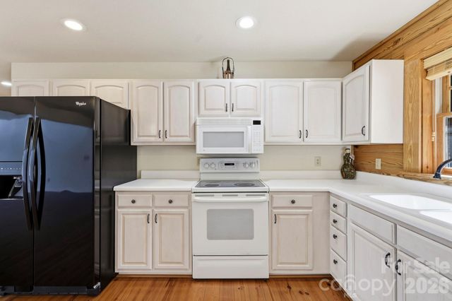 134 Raleigh Drive, Lake Lure, NC 28746