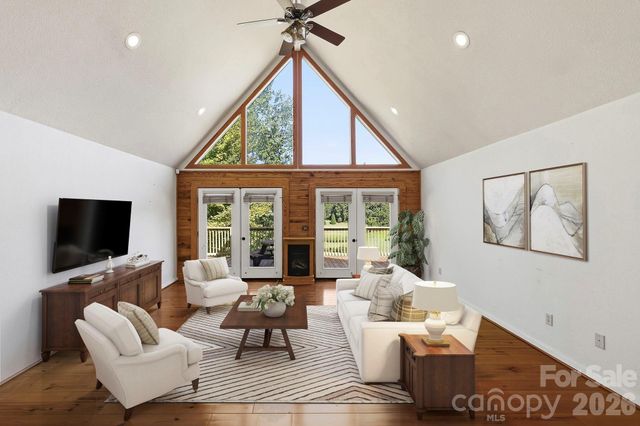134 Raleigh Drive, Lake Lure, NC 28746