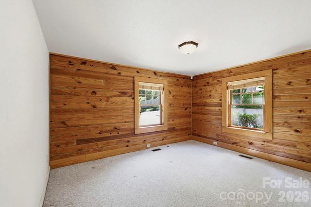 134 Raleigh Drive, Lake Lure, NC 28746
