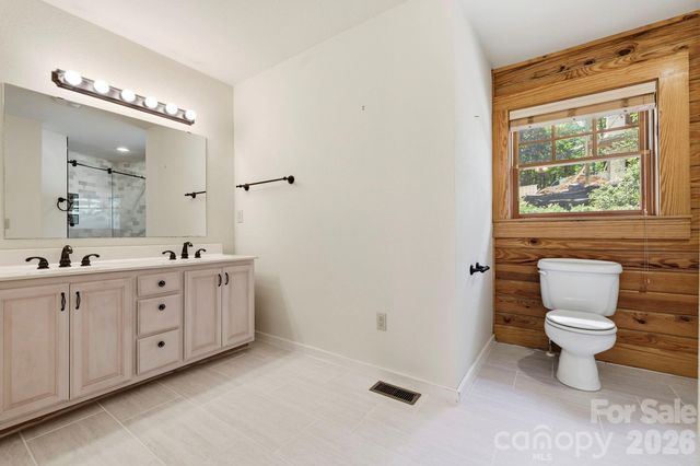 134 Raleigh Drive, Lake Lure, NC 28746