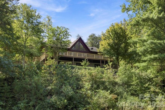 134 Raleigh Drive, Lake Lure, NC 28746
