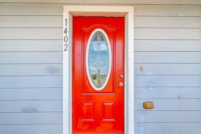 1402 51st Street, Galveston, TX 77551