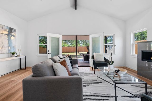 6501 Thomas Springs RD, Austin, TX 78736