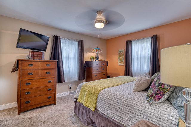 713 Carole Place, Newburgh, IN 47630