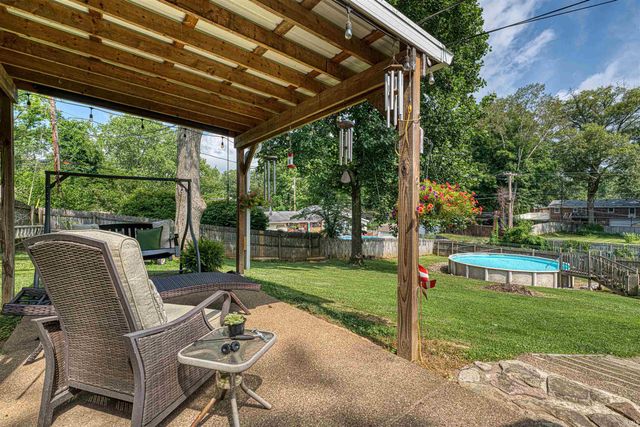 713 Carole Place, Newburgh, IN 47630