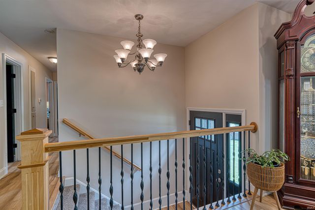 713 Carole Place, Newburgh, IN 47630