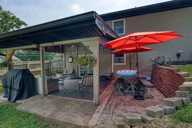 713 Carole Place, Newburgh, IN 47630